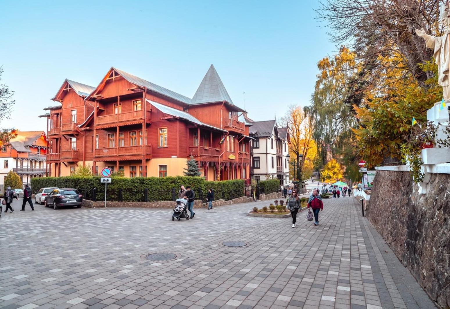 Apartments On Drohobytska 6B Truskavets Ngoại thất bức ảnh